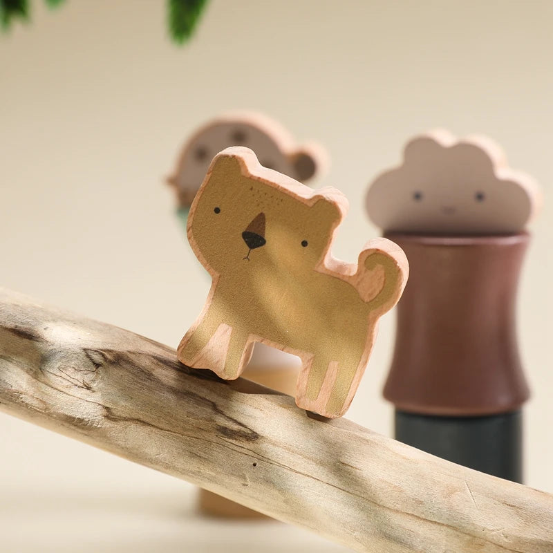 Jeu d'équilibre d'animaux en bois